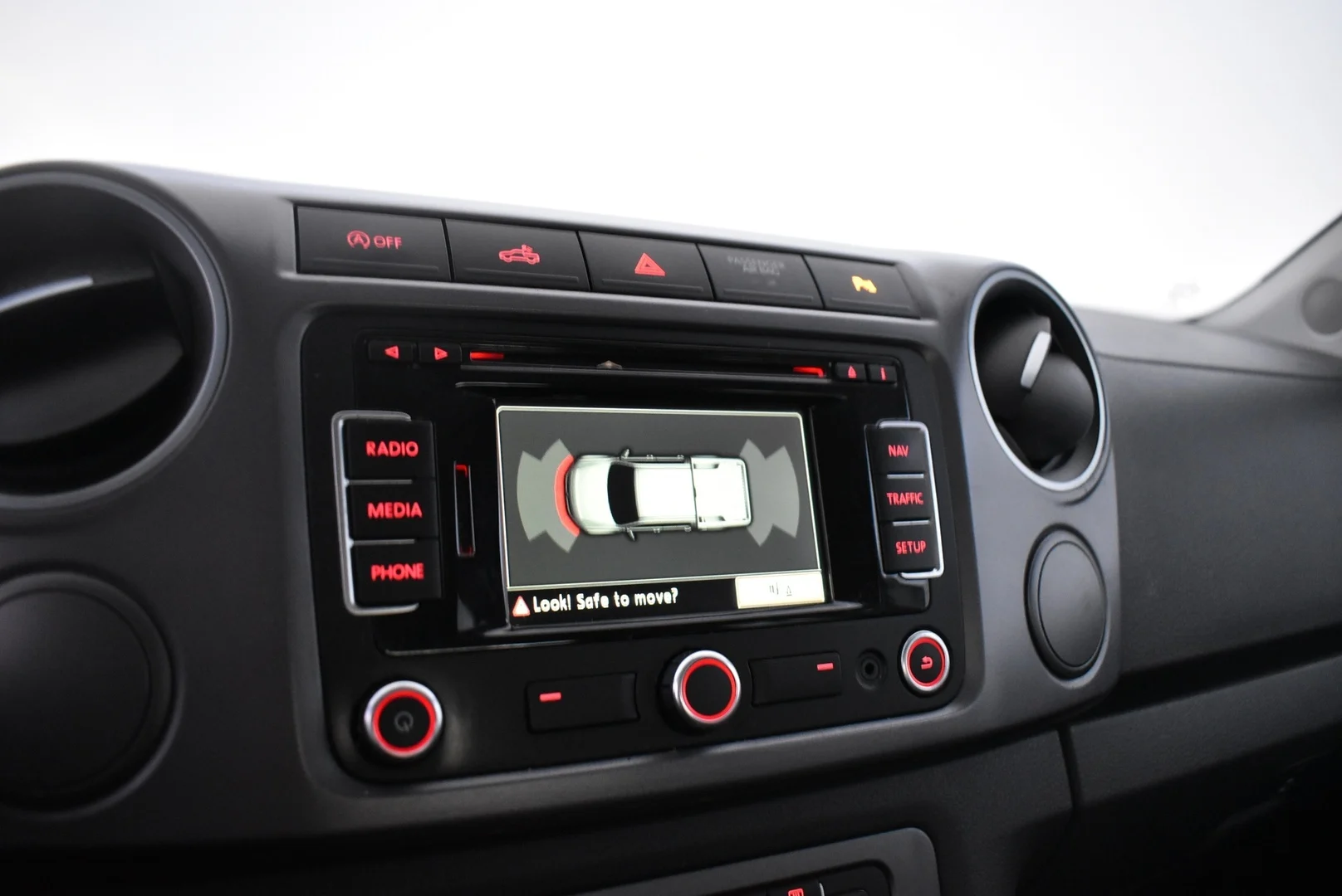 Car Image - 6QToImccpiL7ewhNyuqFxJ