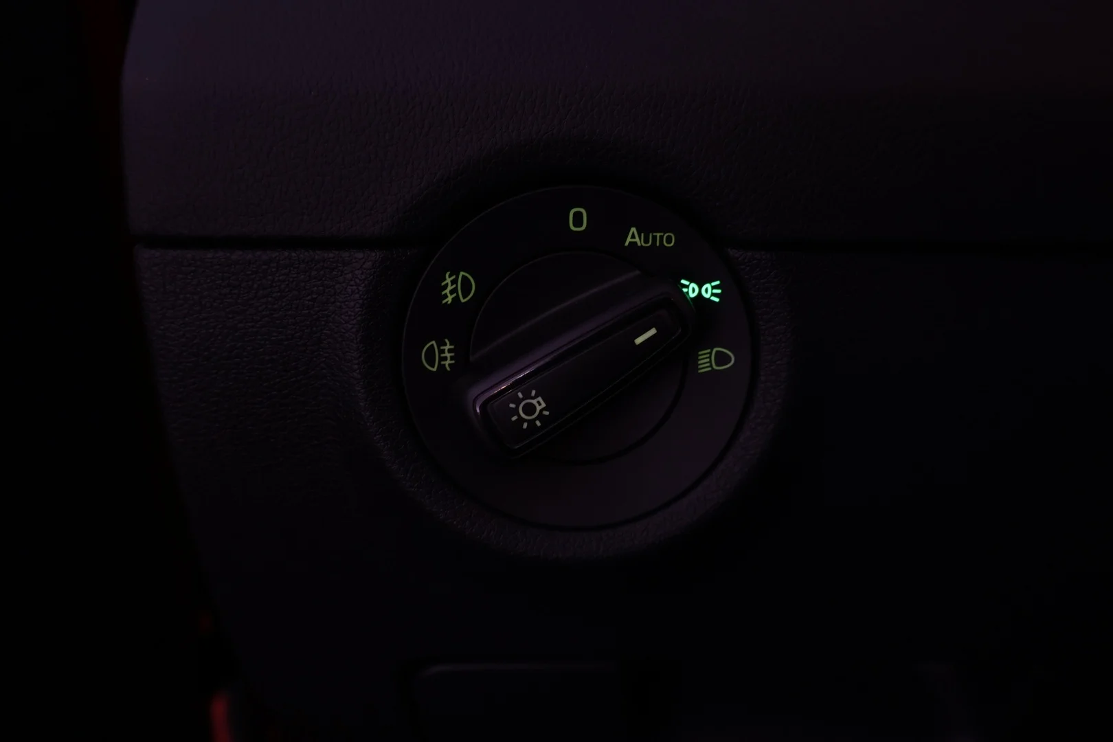 Car Image - 3tC5jKnGxh7WOO91jIADQv