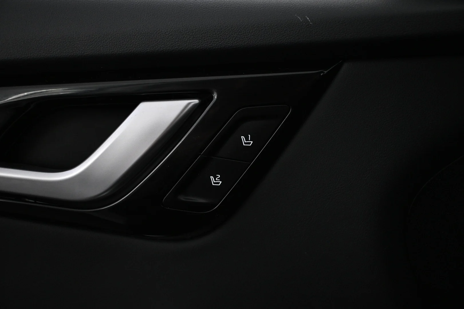 Car Image - 4qvOgHZ4zMZykbCQTvn3z4