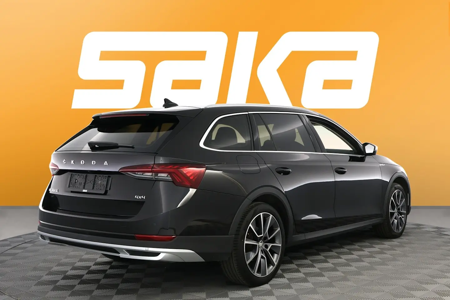 Car Image - UunPpROg0z6VOzF8VRda9
