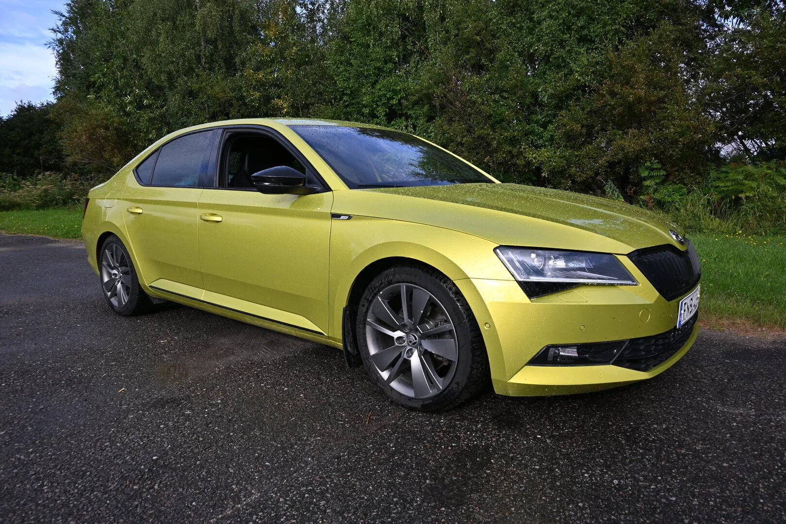 Car Image - 7h3yhLJrQbtcyubHcItx7m