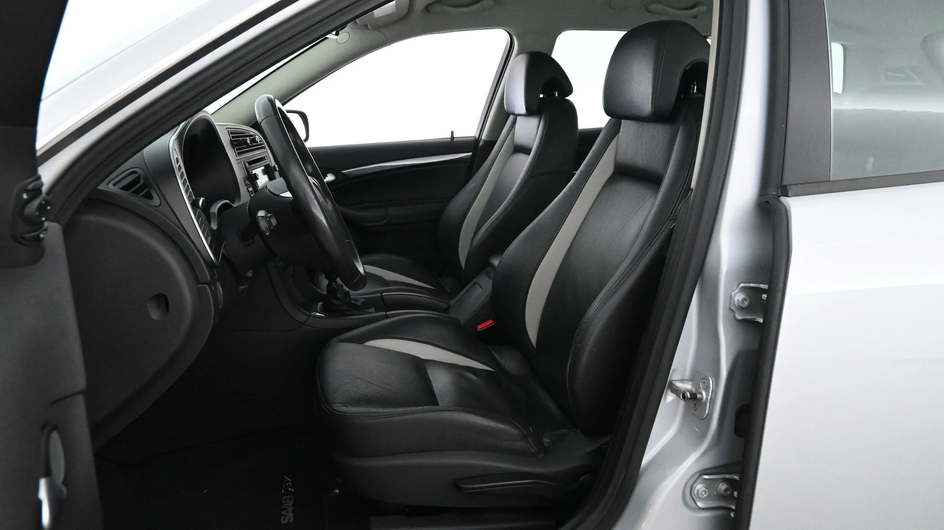 Car Image - QoOQZXJmXDJUSj1fPFj83