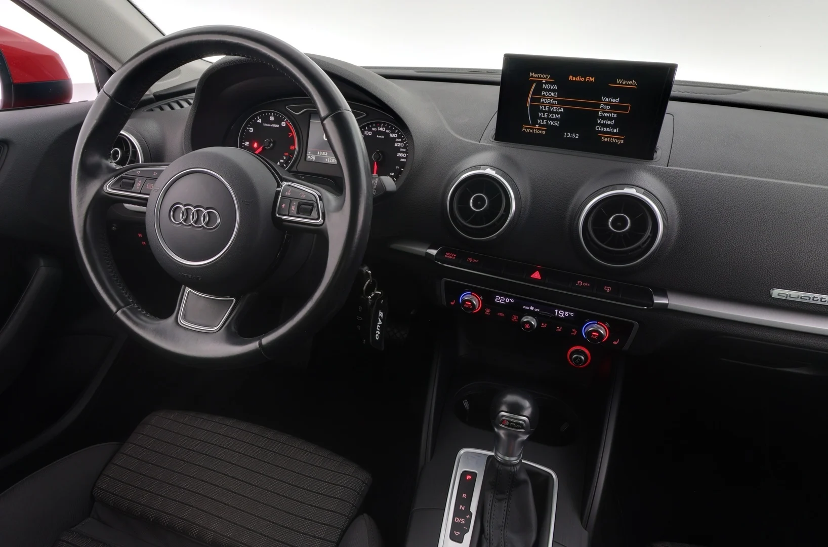 Car Image - W2nxGH5pTogrAjWDQwX2O