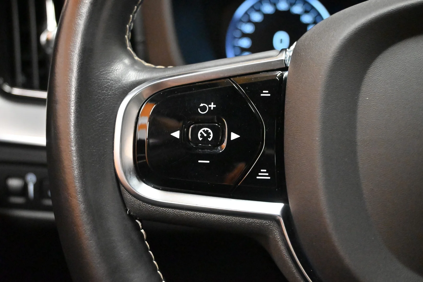 Car Image - 1ryjOsb4Gk4yoNz0EFVDvL