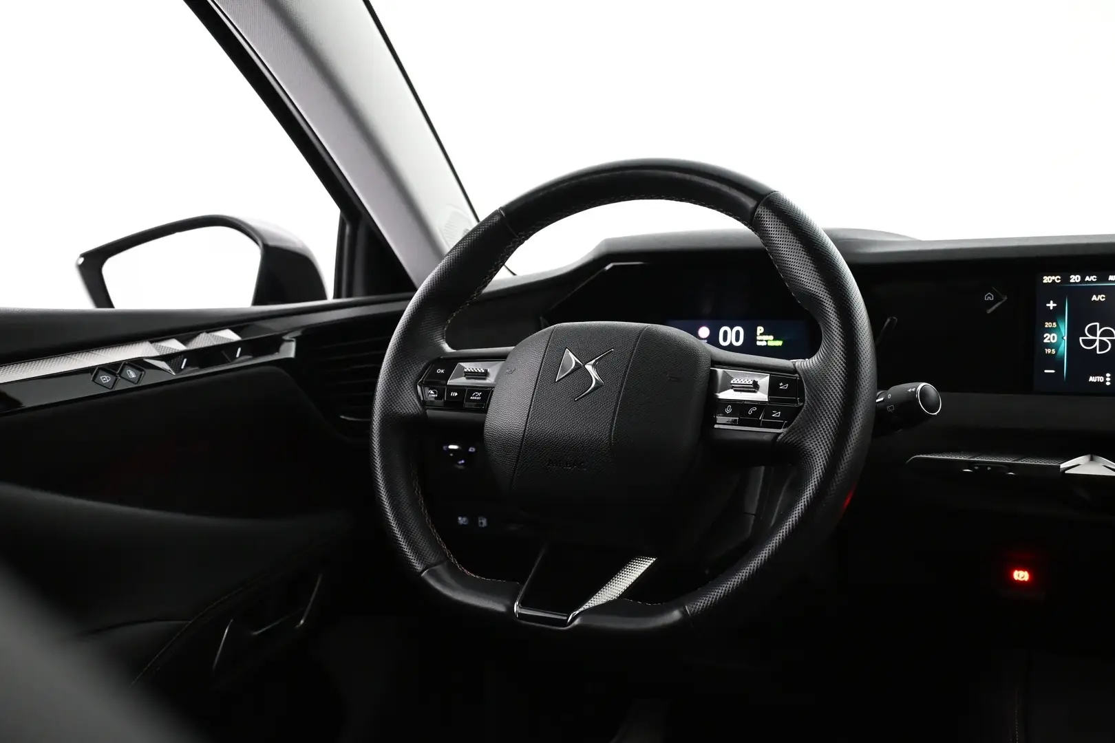 Car Image - 4r4IsfMXD5sW6aJBjMOv4P