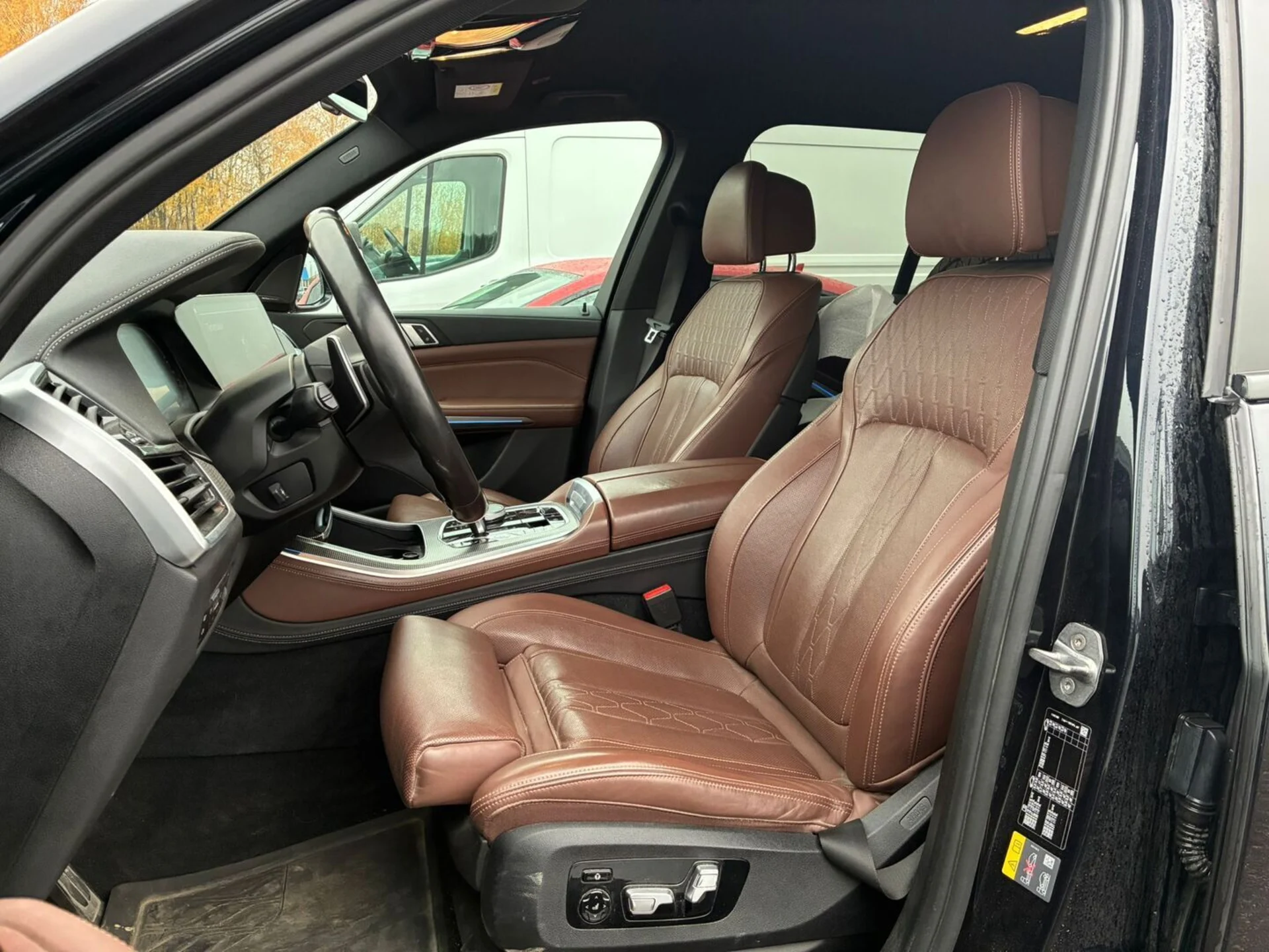 Car Image - 2cG4PzRxBoK6DGMt3IVOck