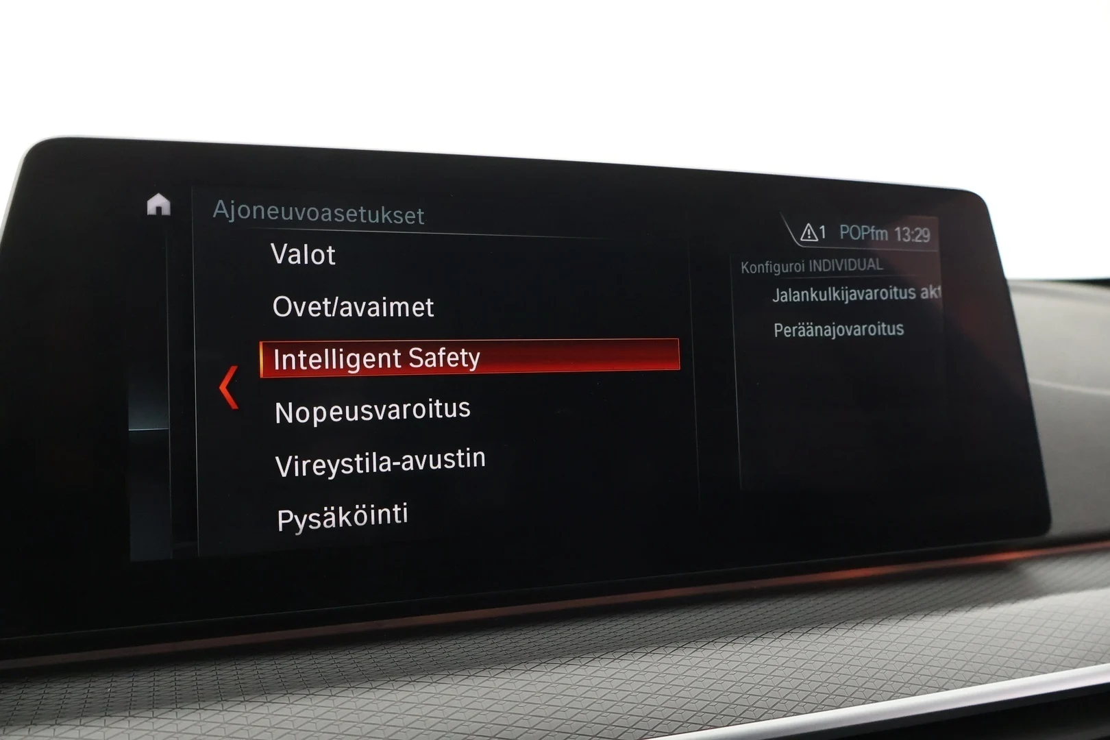 Car Image - 3DmOA0bsZYt5keZviipcvn