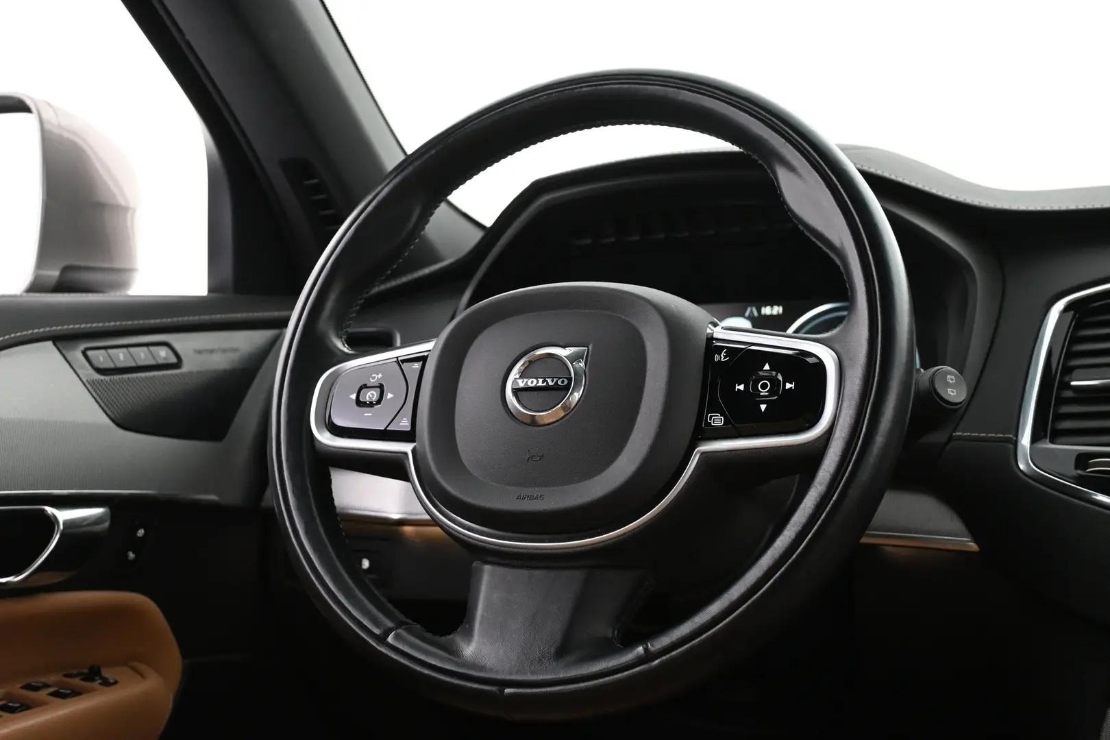 Car Image - MrbybAYN1C3dNCPtg45Rp