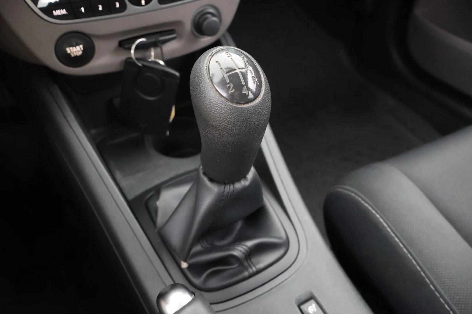 Car Image - ibU7YOPhHY94EnxXqRiM5