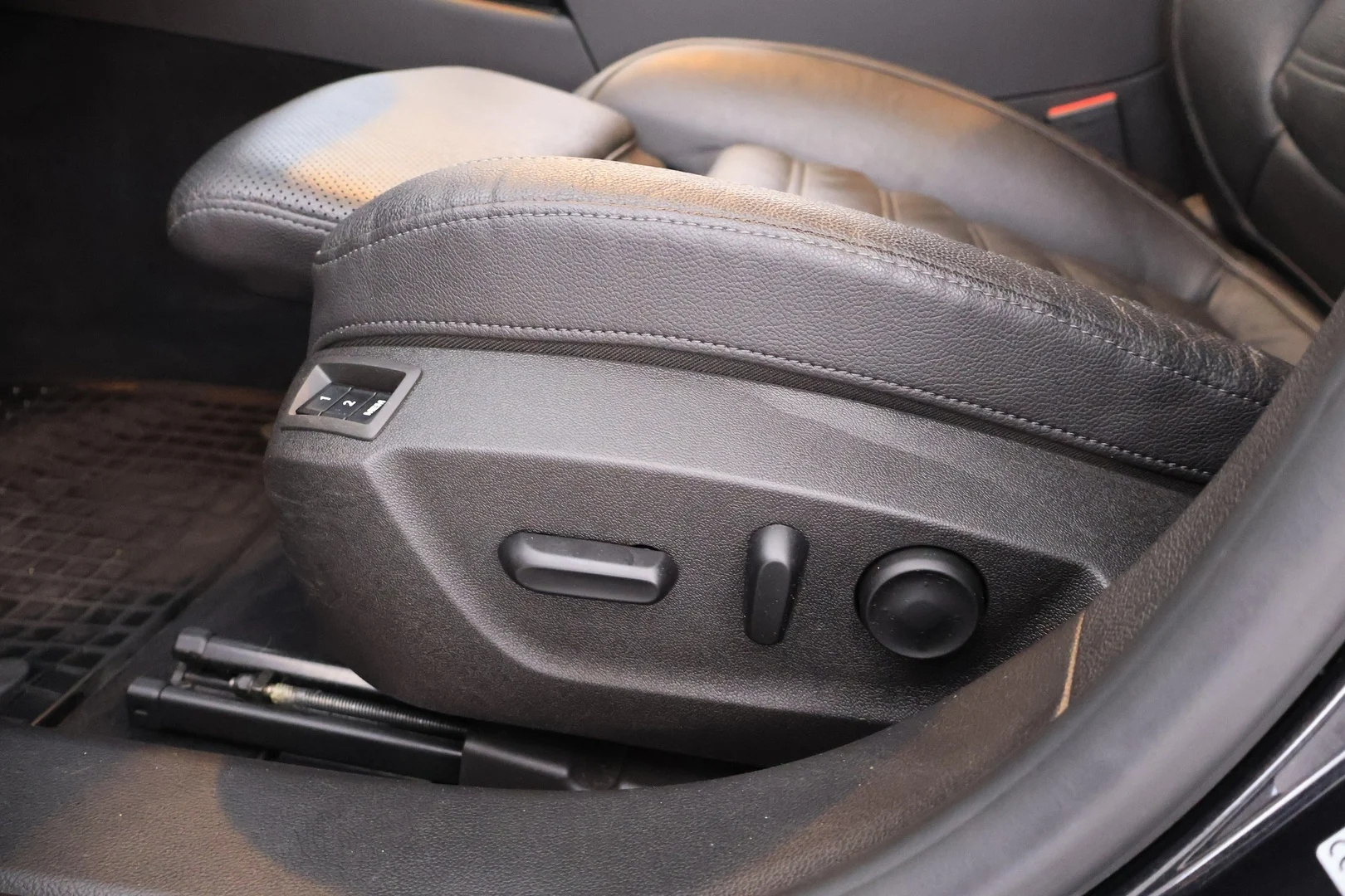 Car Image - 26vRnvS0fuZ4CDP4HoVPjV