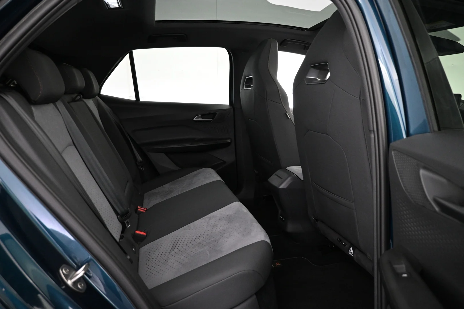 Car Image - 45VZzomvl8oME15BqKDWq