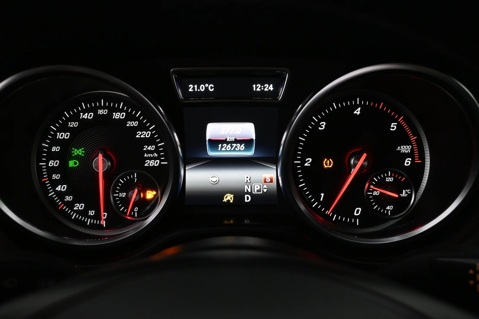 Car Image - 4aiFFdU75BqWgshtyqki8E