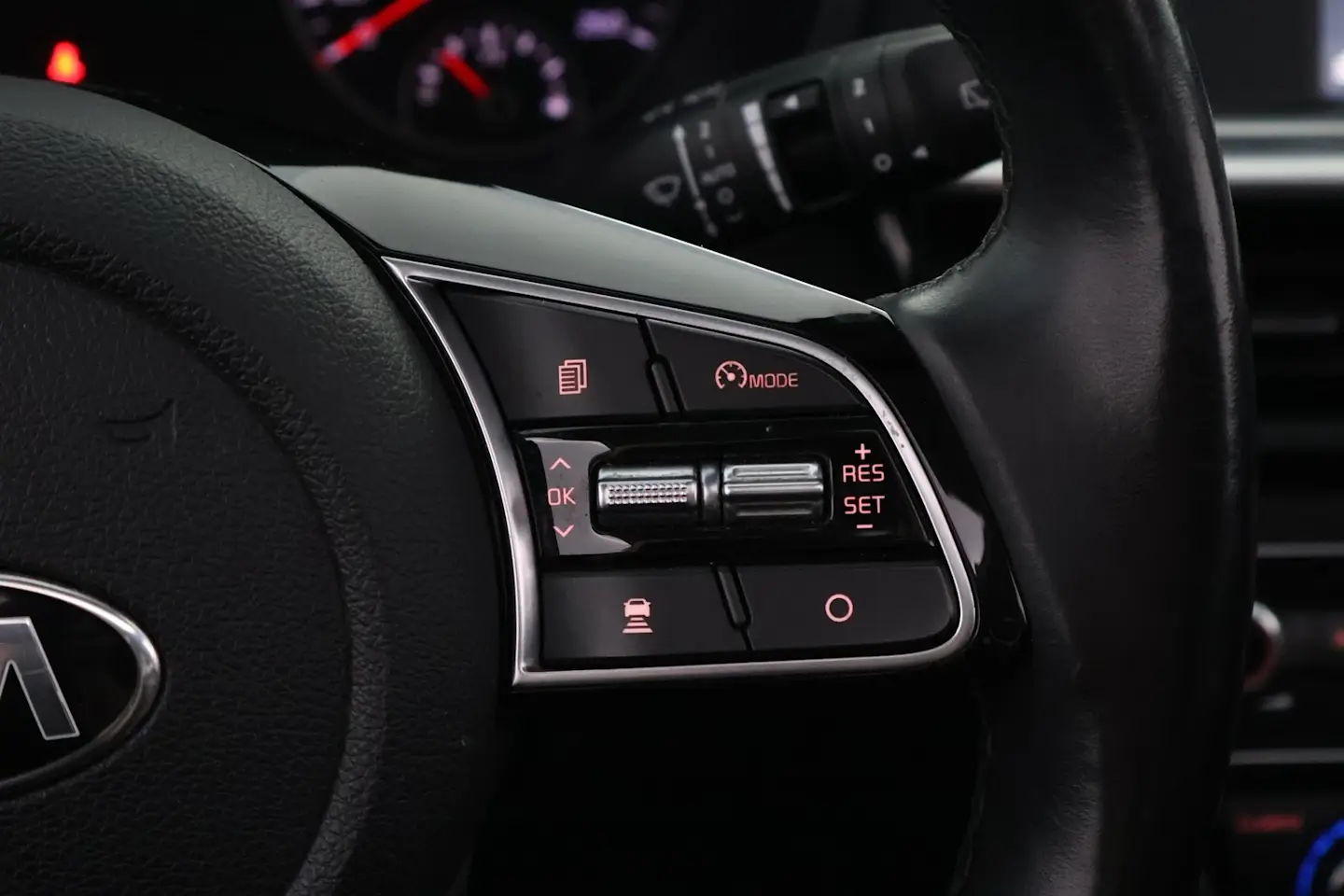 Car Image - 2gZYqtYXHqkga3HXtTmjOL