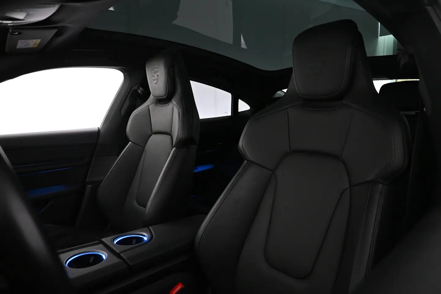 Car Image - 3lQr6uG5JwcCvFZ7Uwqp27