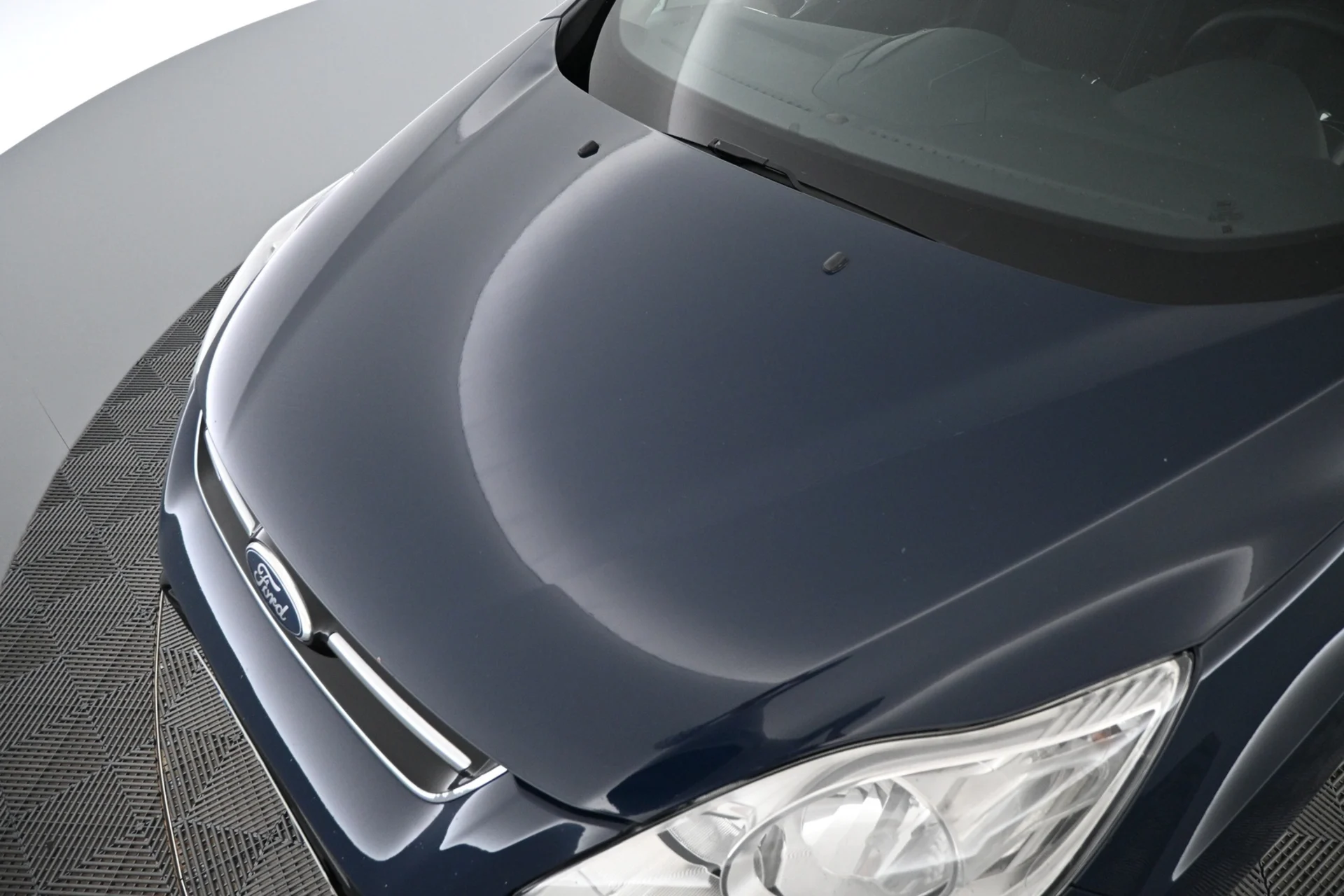 Car Image - 6MSVcH9kDRDtlU67wmY8Cv