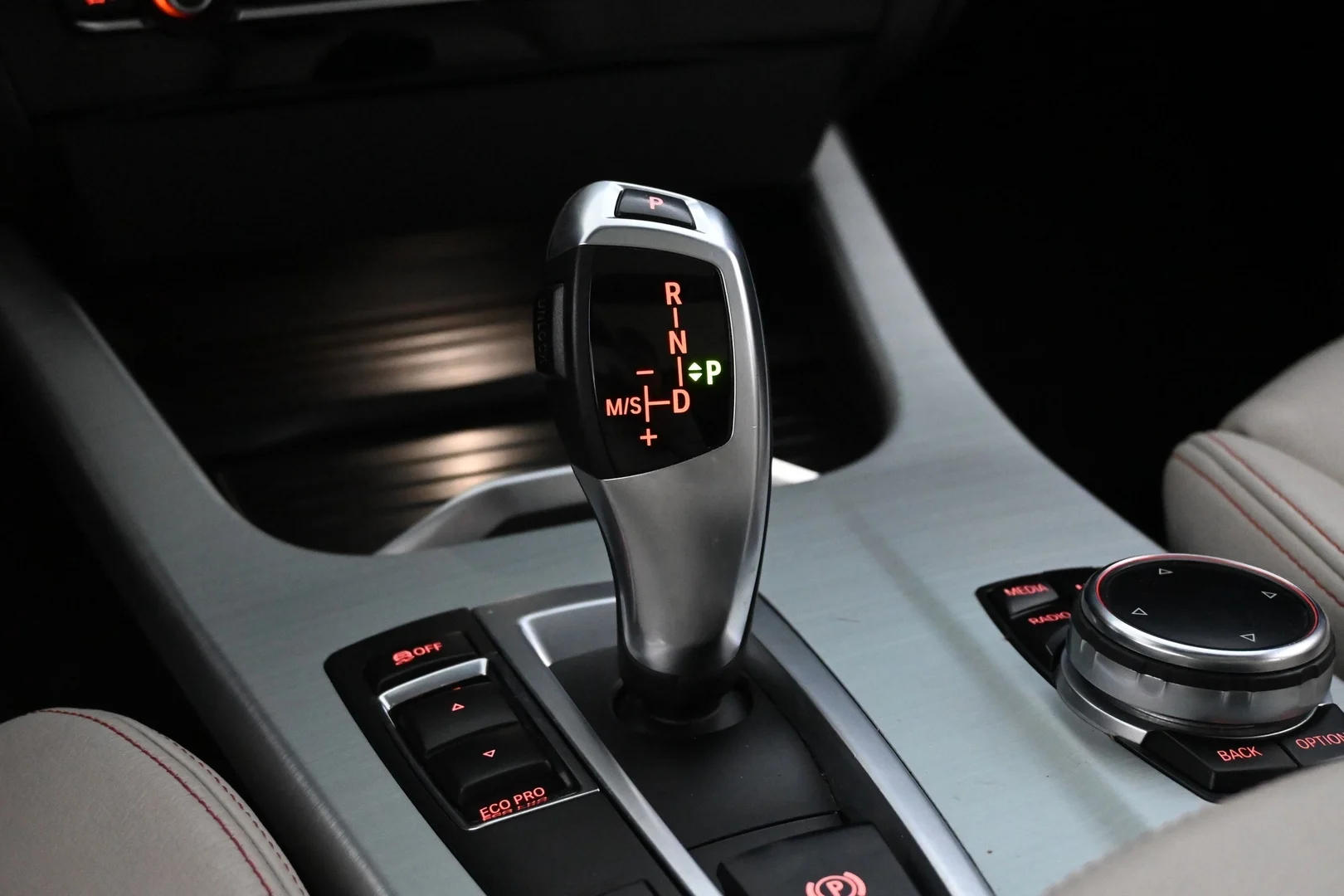 Car Image - b4XYh5lutptVZL0xpKLvK