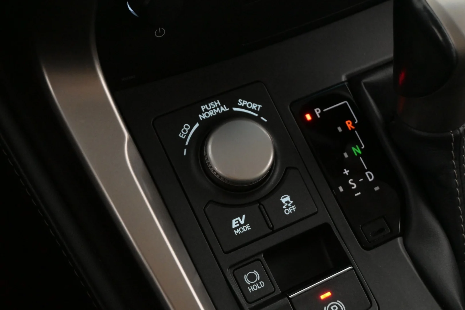 Car Image - 3XAjmnXIXb70lGzeuPVPr9