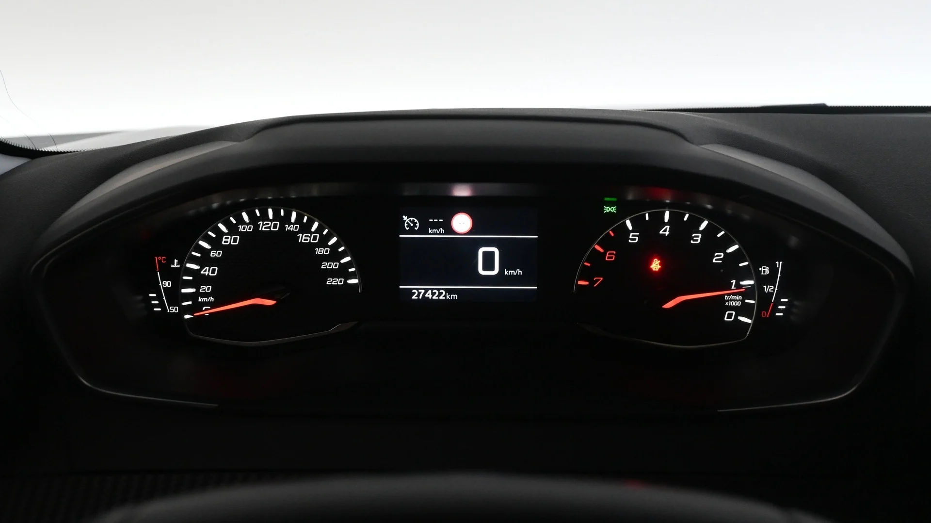 Car Image - 3lFfmDE5UJ1h9MwBCPe56v