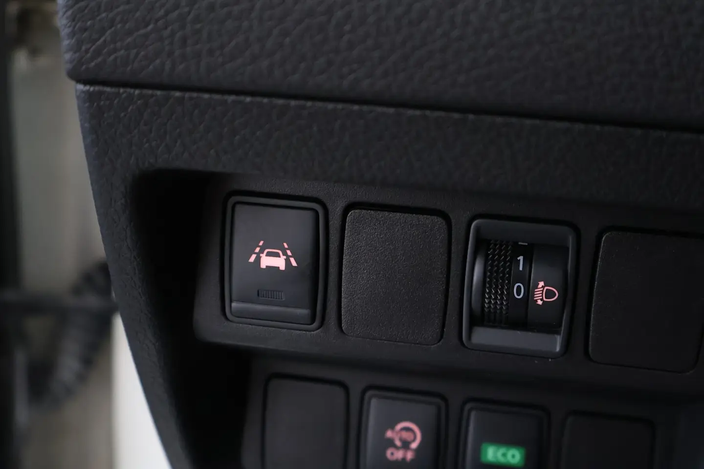 Car Image - 1izRQ3WpwFs3urWinvUZXv