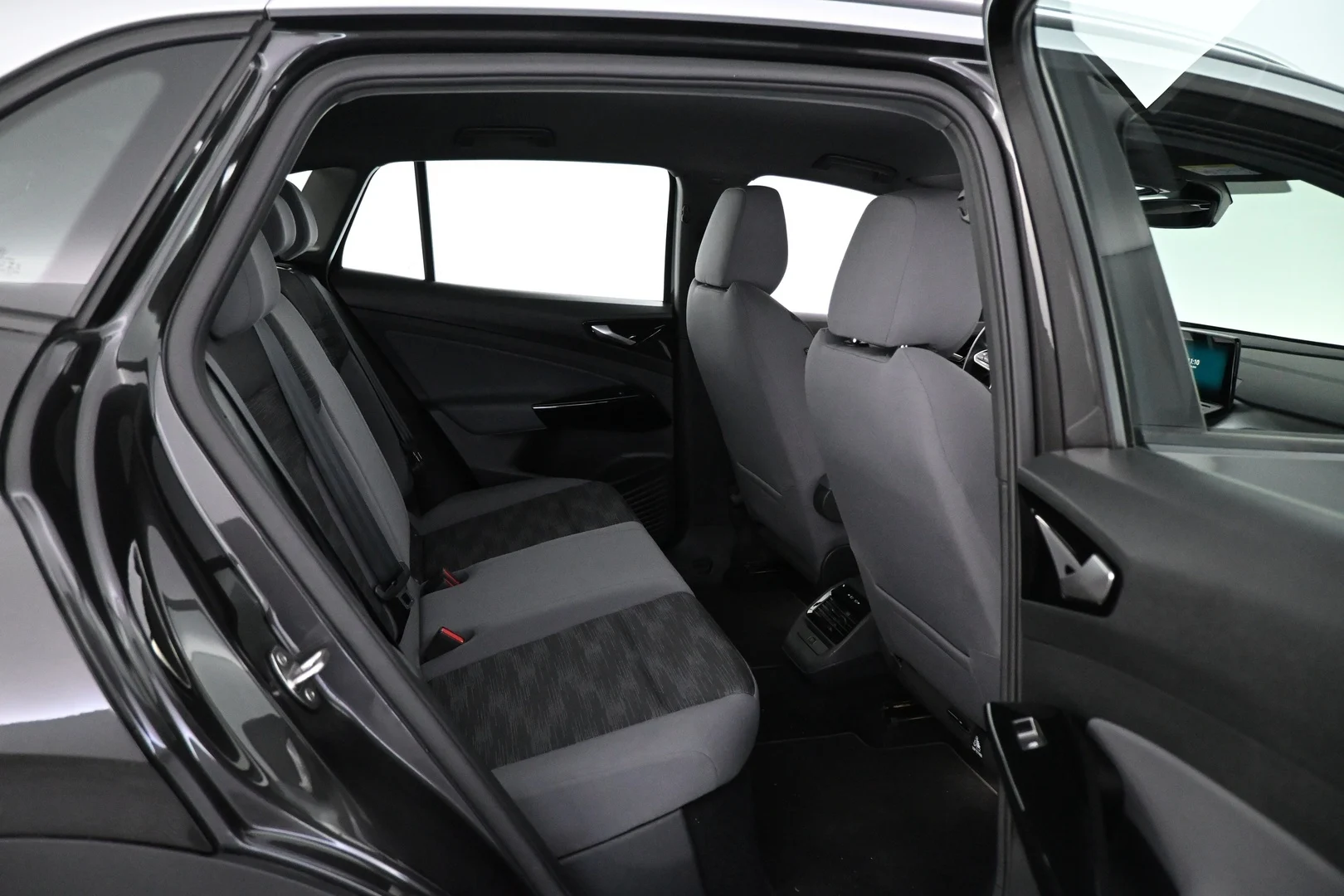 Car Image - IifRfHcYhJgsNF1g8aOOQ