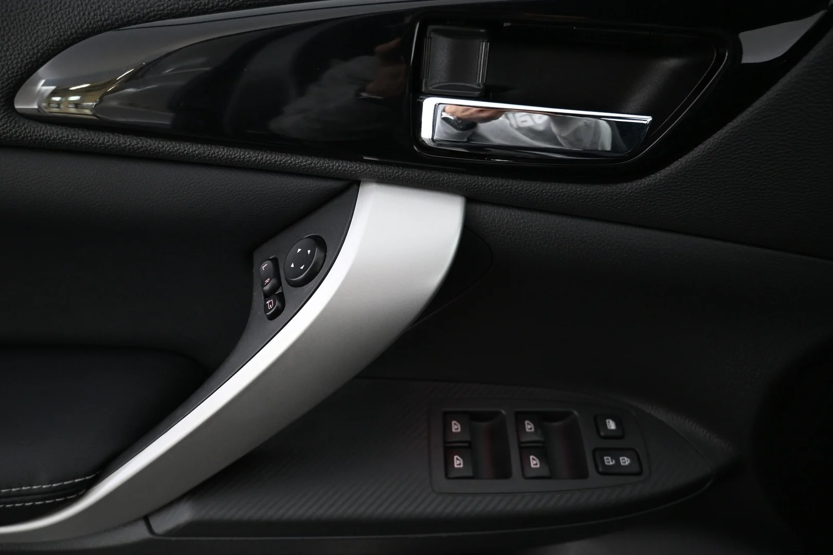 Car Image - 6b7etW7xk3QzMqwThgTJAs