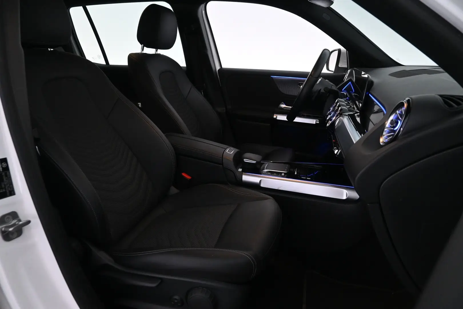 Car Image - 7dLwomVxKgWDoRnNYMl71P