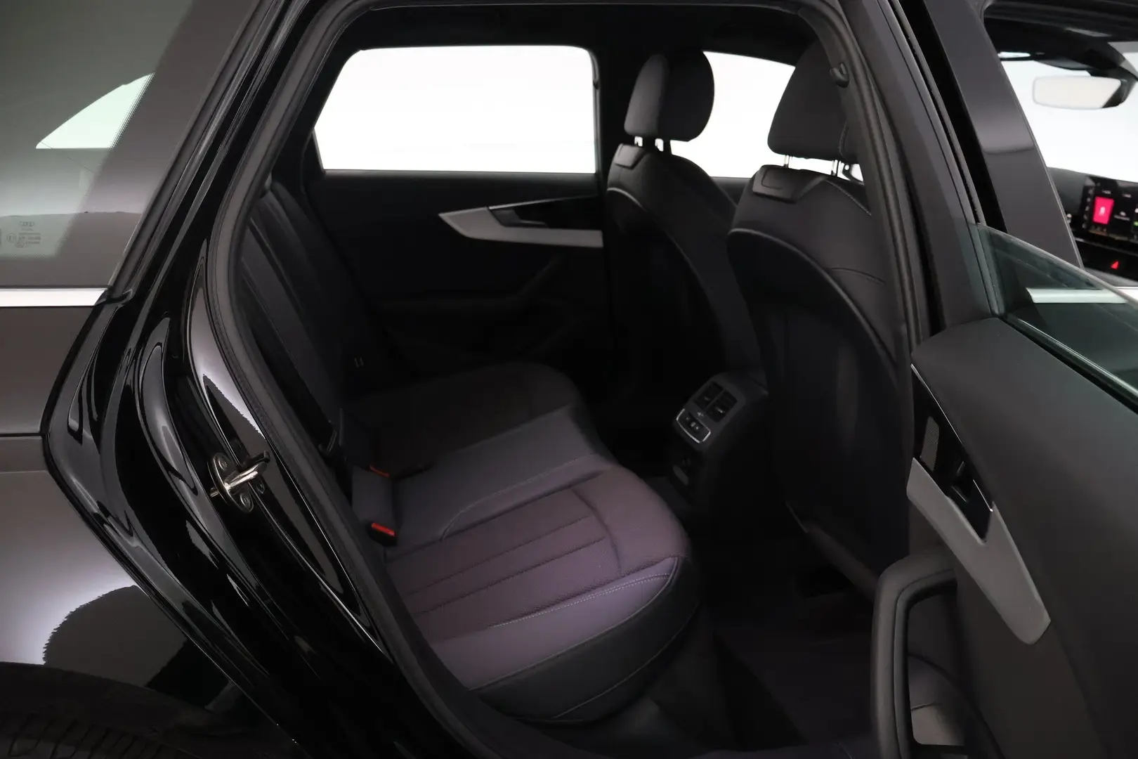 Car Image - 5agz1NQNAVNbrK7OIWNjzt