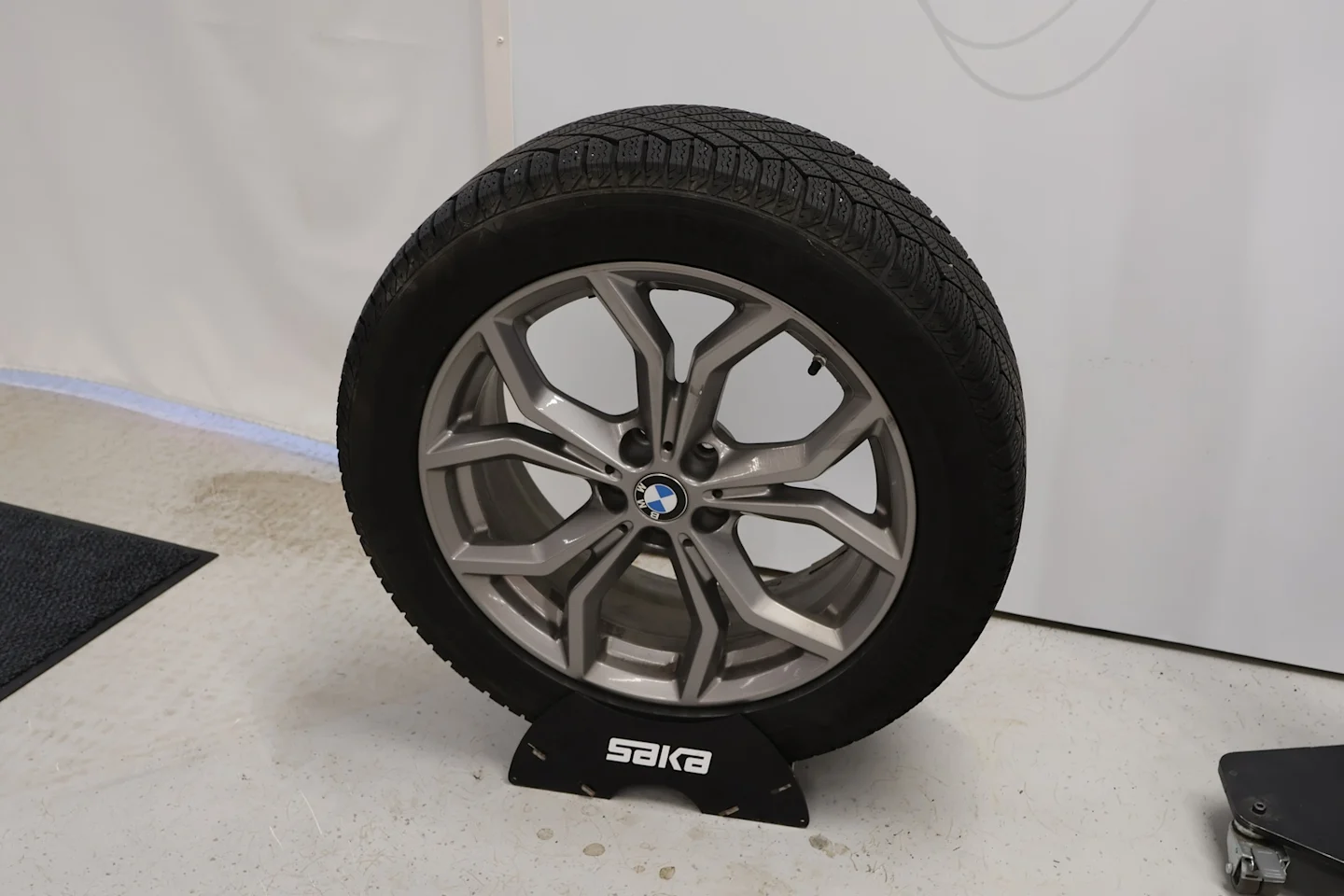 Car Image - 1CUQP2deuQpmYkqyS0Z39U