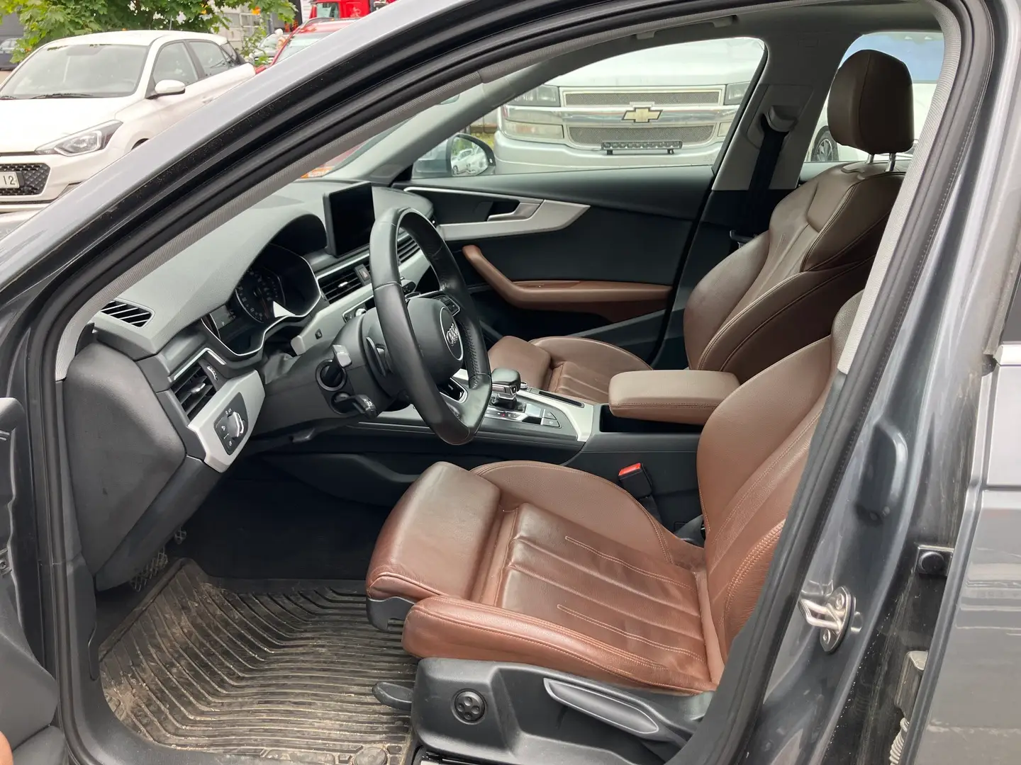 Car Image - 6HdRI18n9B9wn0U7jOMDzs