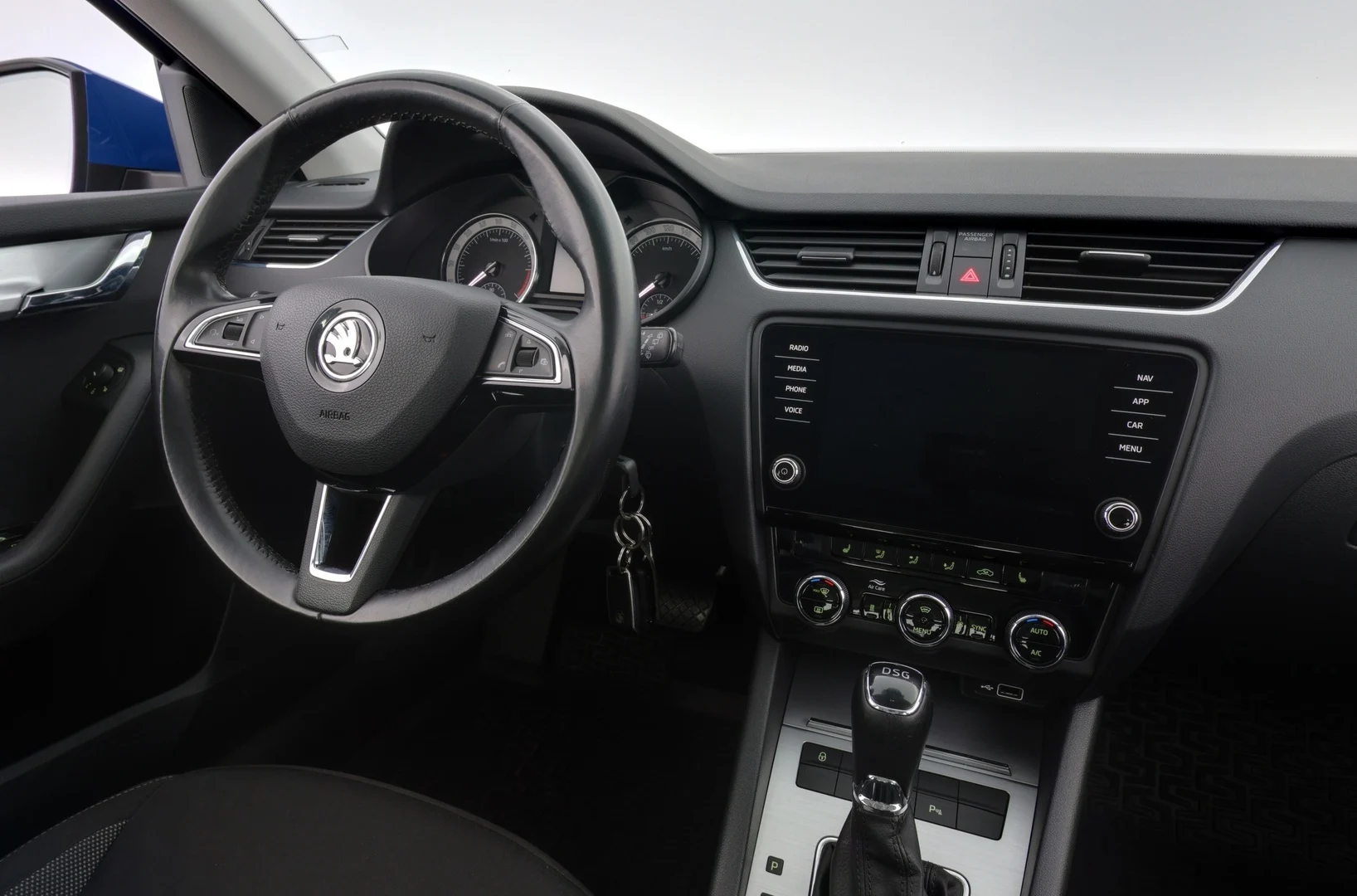 Car Image - 5dBLIZHo6QbP4jtaWq818E