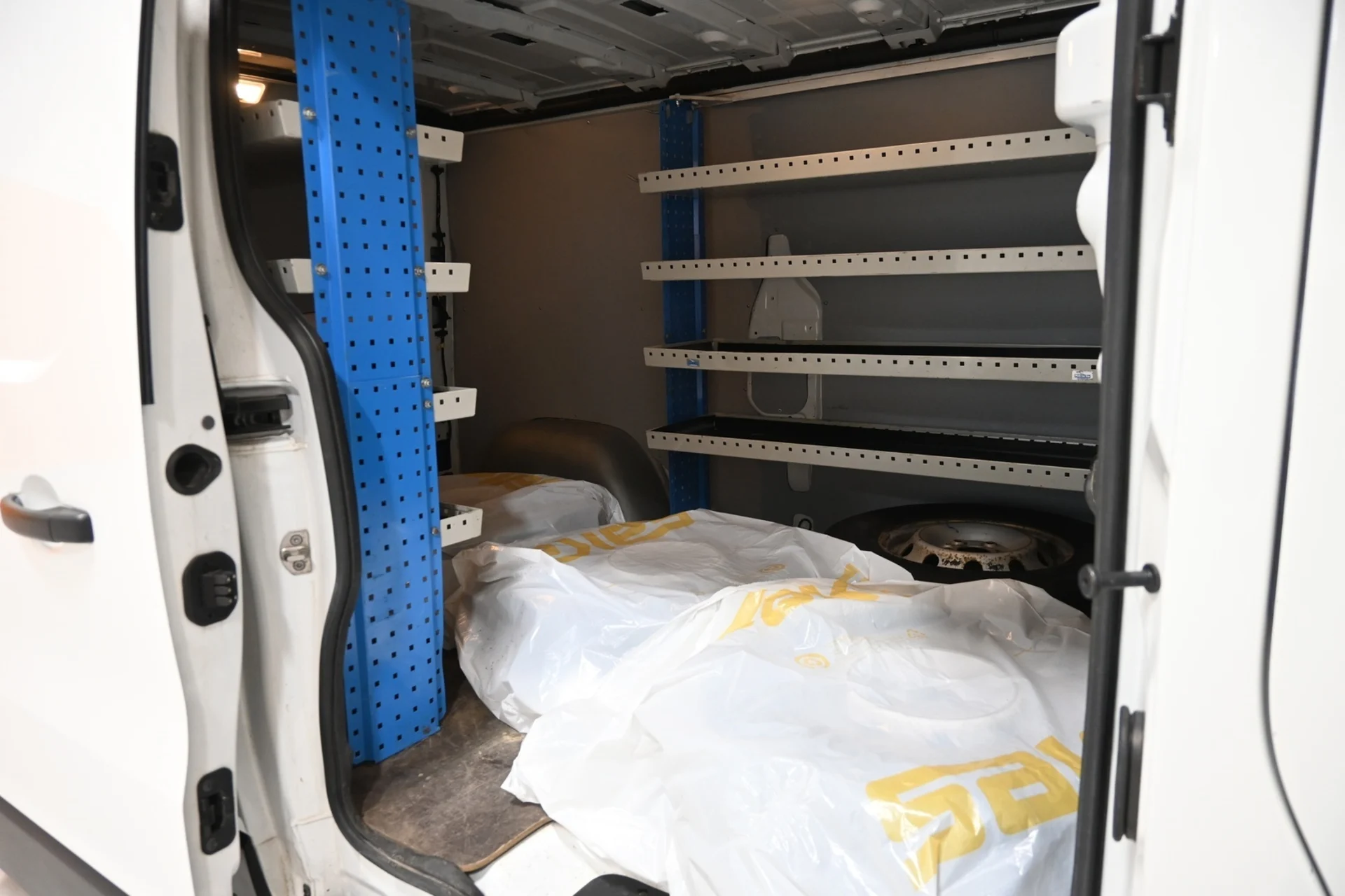 Car Image - 62camGkaIyXV7VaB3TD4jG