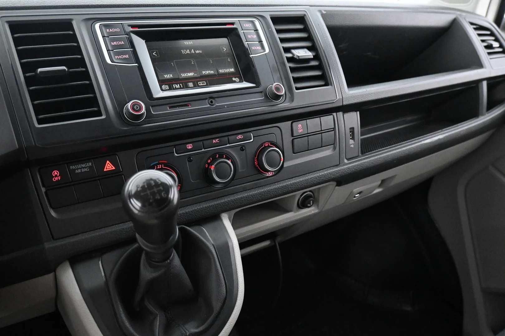Car Image - AOCwEuwV8adroO3NOK2hh