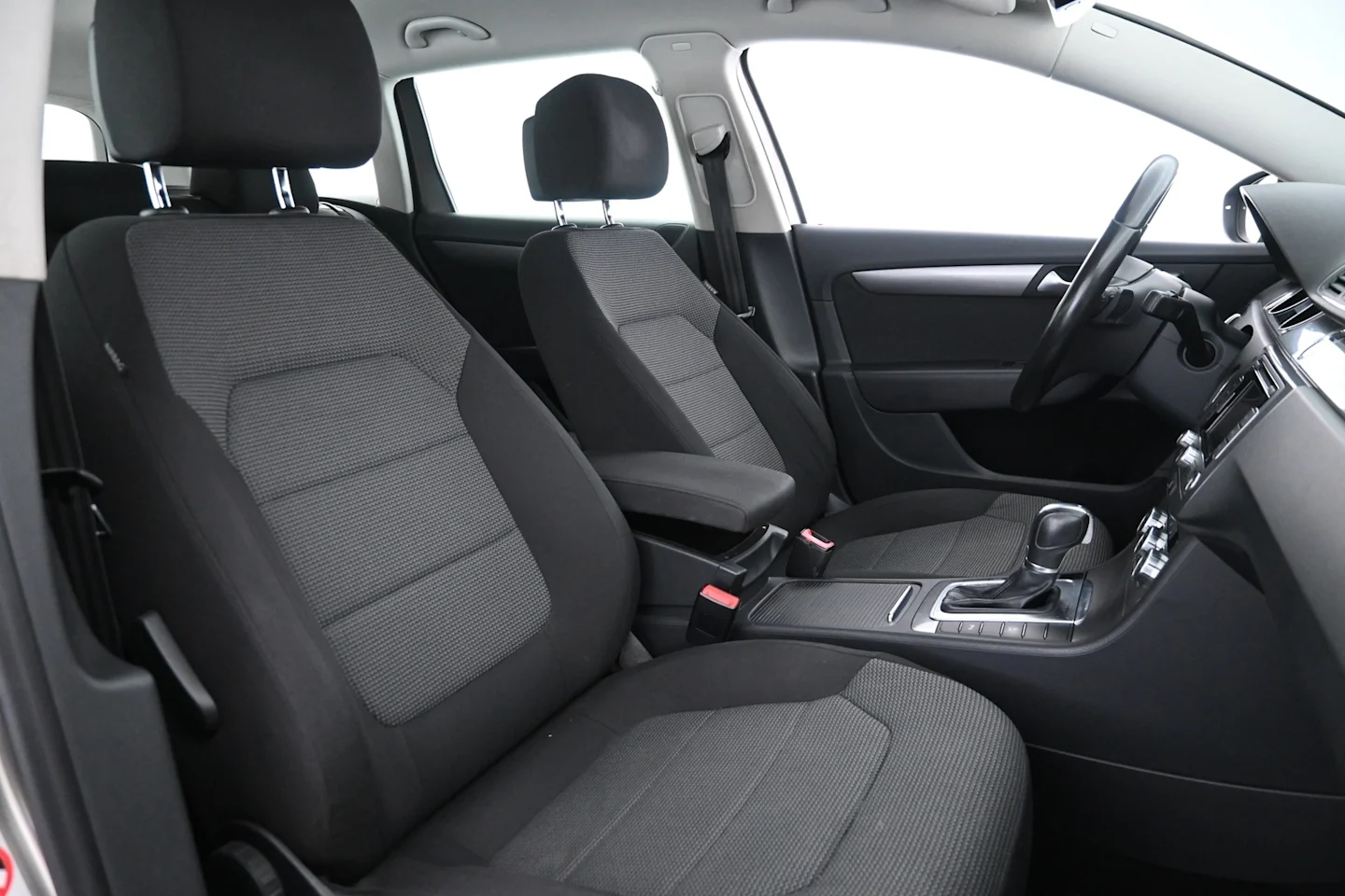 Car Image - 2ul09TQj7WcIeVawdtqapK