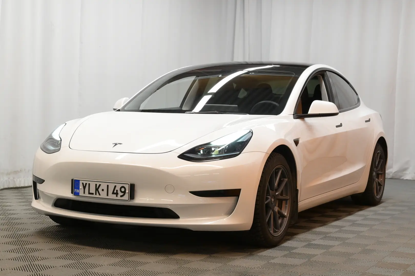 Car Image - 1KnJOMT4FAAAVMGrY8scqF