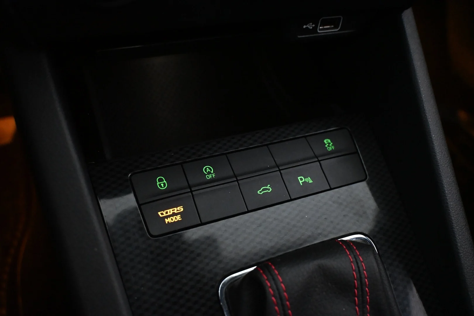 Car Image - cv10tFgoMR17Xz4XF98bd