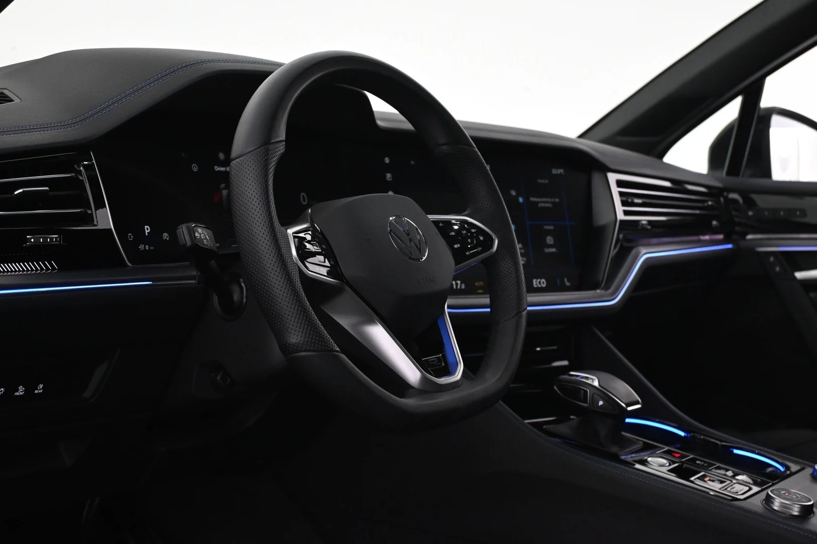 Car Image - 1ekN5JXrq9NzDKDStVcq8b