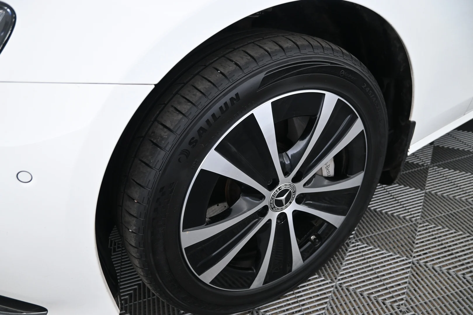 Car Image - 3WMouNXERlvY8n7f1Eqjdf
