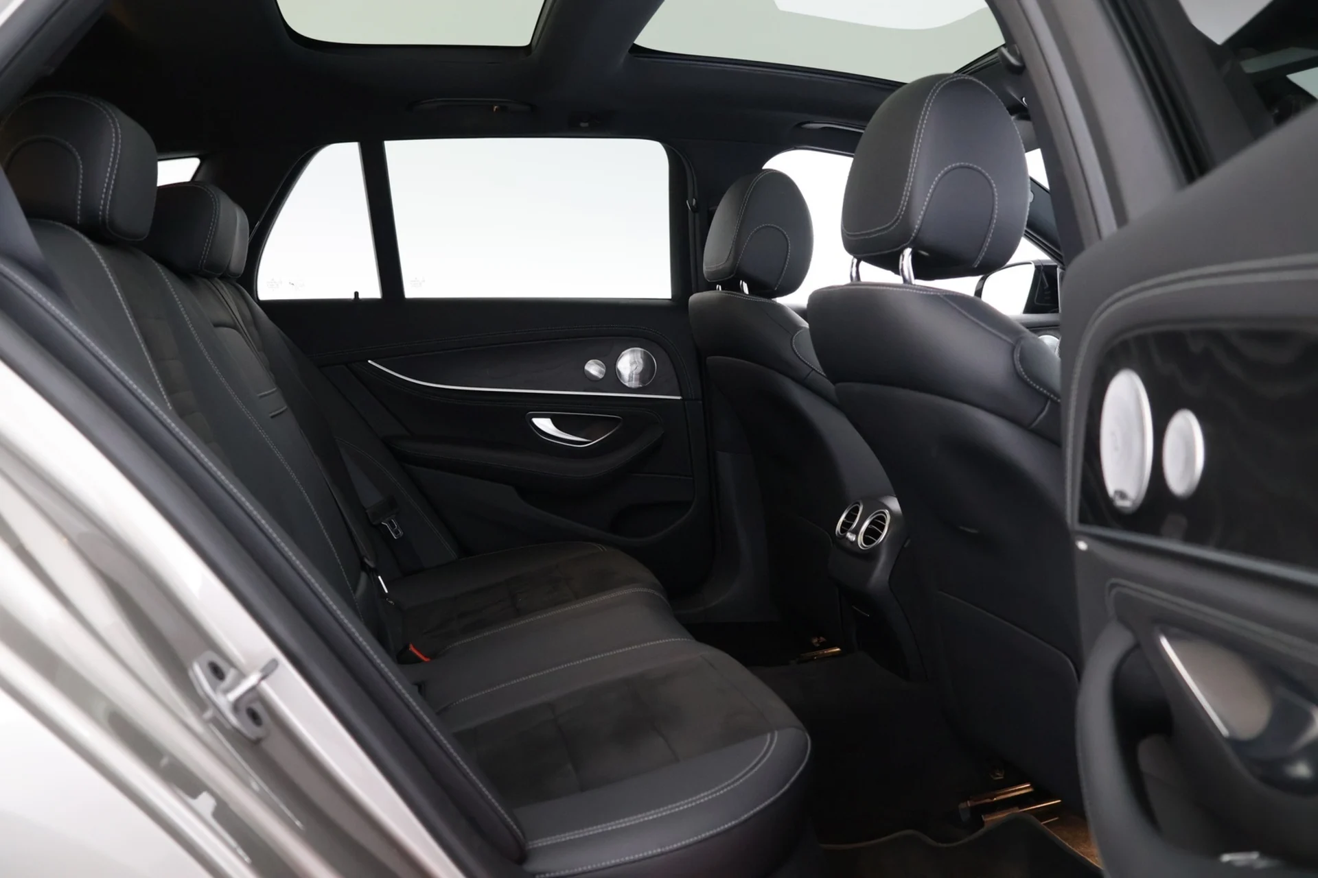 Car Image - 6YZeayJlYlEkKzB6Me35DS