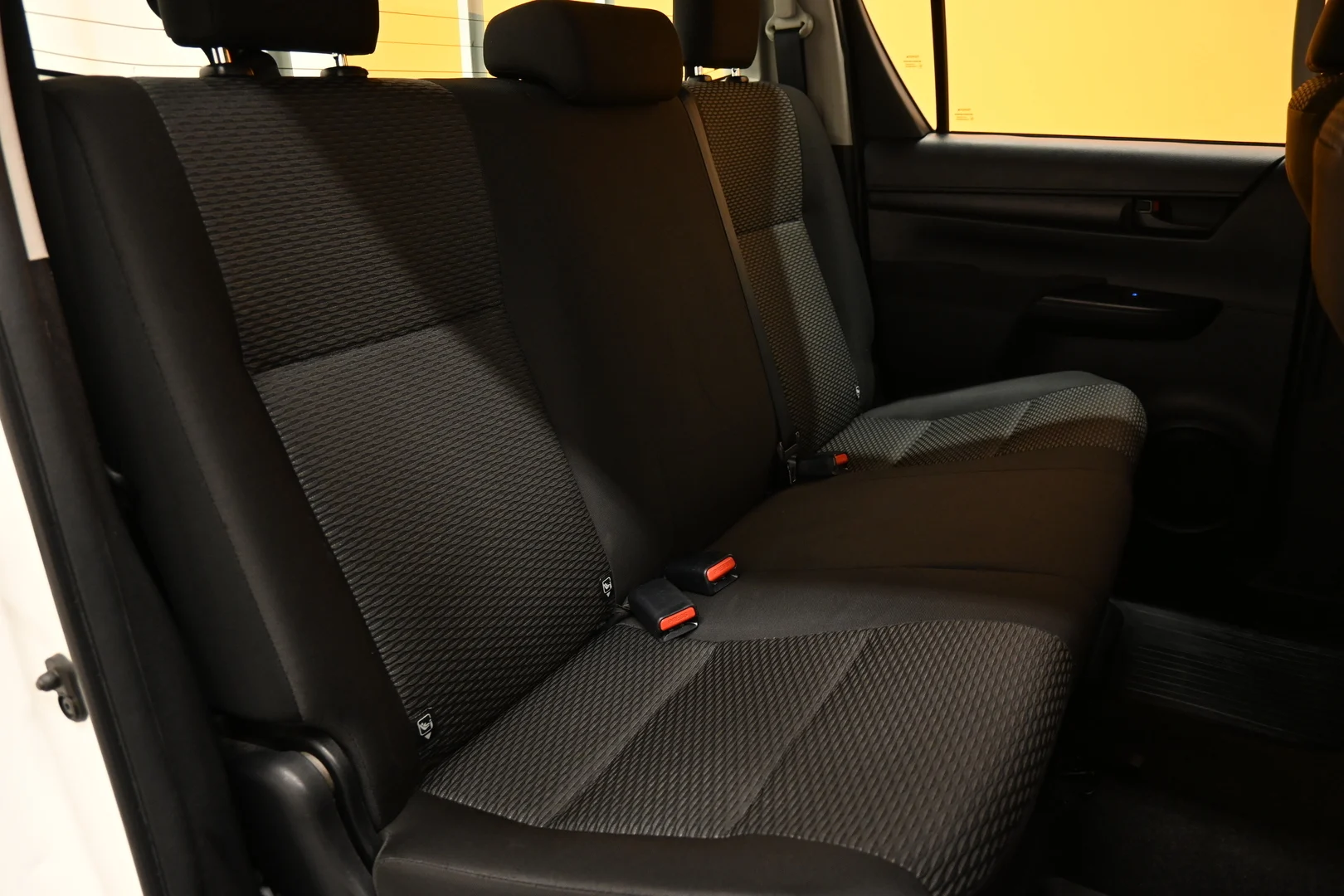 Car Image - 3OC1BzrSlfAsYznJZD0q2a