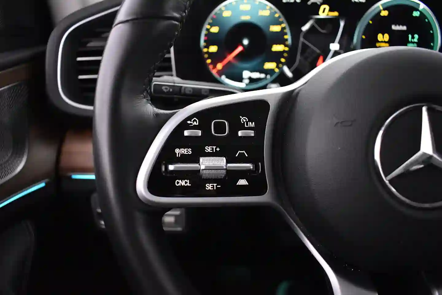 Car Image - 3yXzaTY9WhU3NcIvQtpD0T