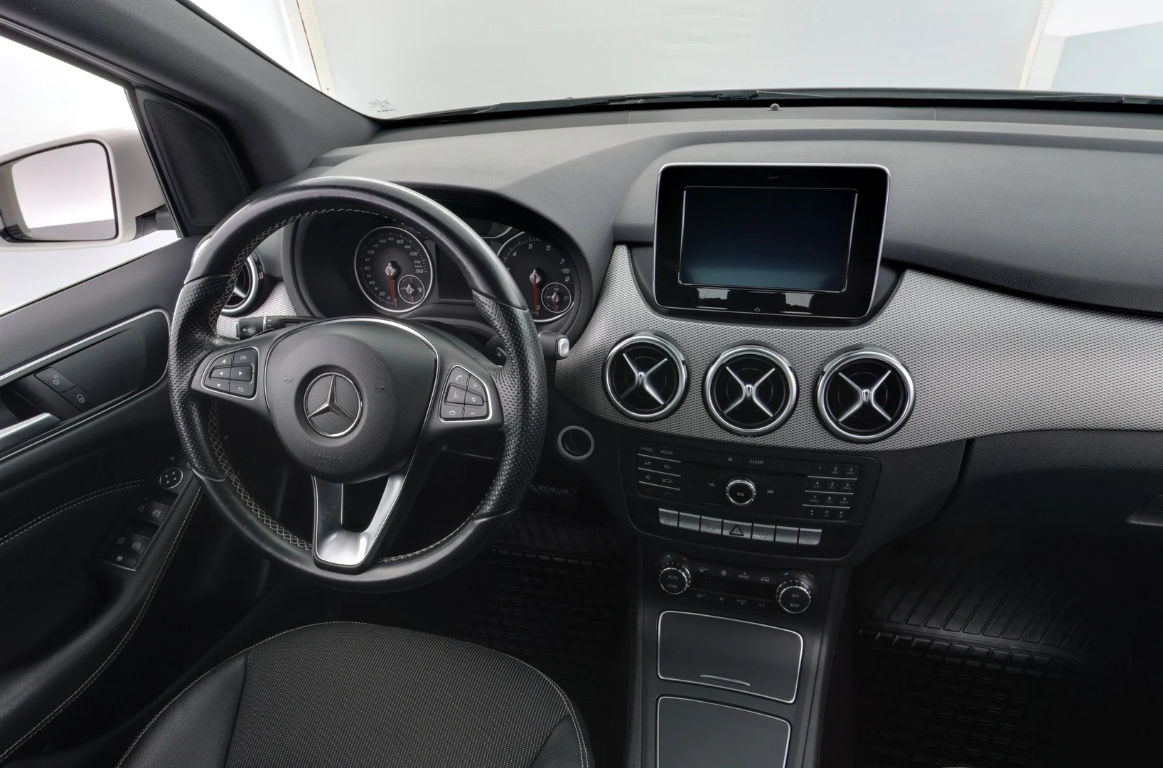 Car Image - 2ndU8Gsm1bYZNgCxwOZii3