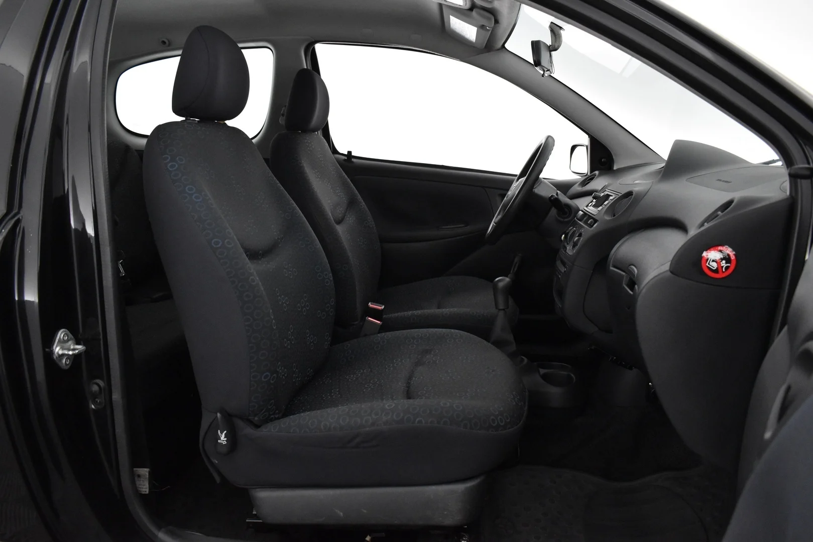 Car Image - i6KZqF7hoHZRnErB8i85K