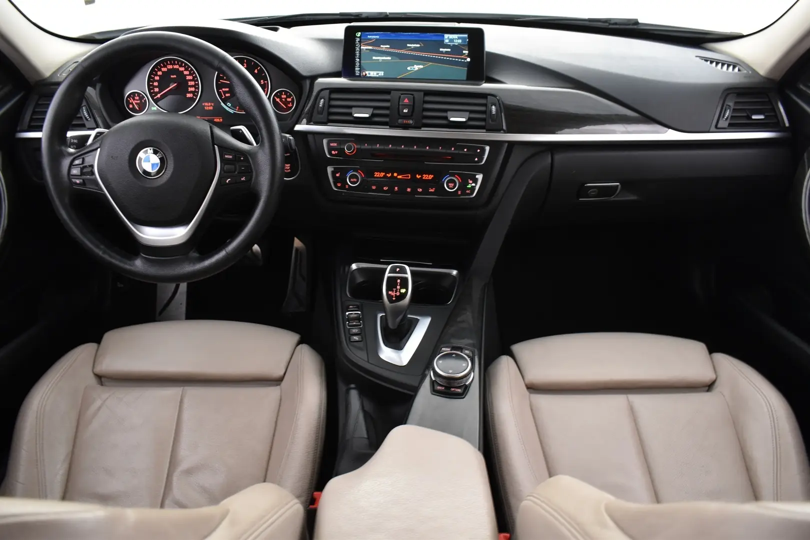 Car Image - 7FdXfqsCMb2jEf3WXog8Jx