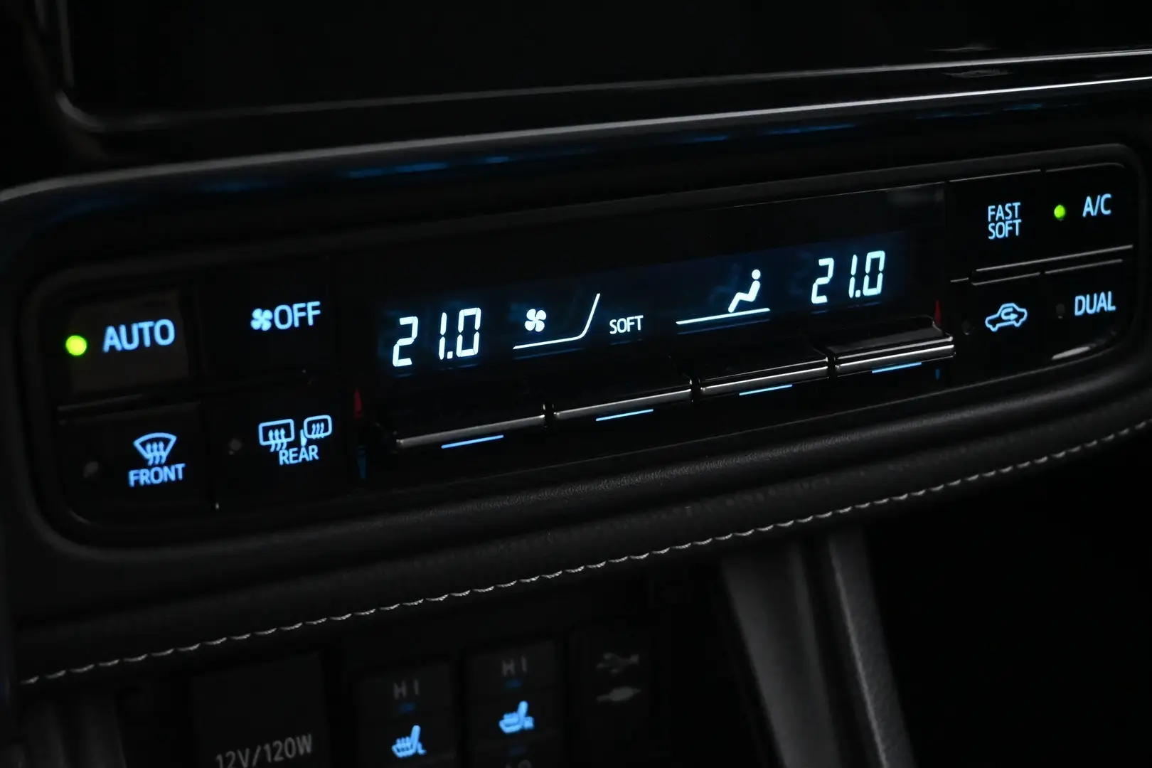 Car Image - 1pILO9s3HZHeh5y36mQdDI