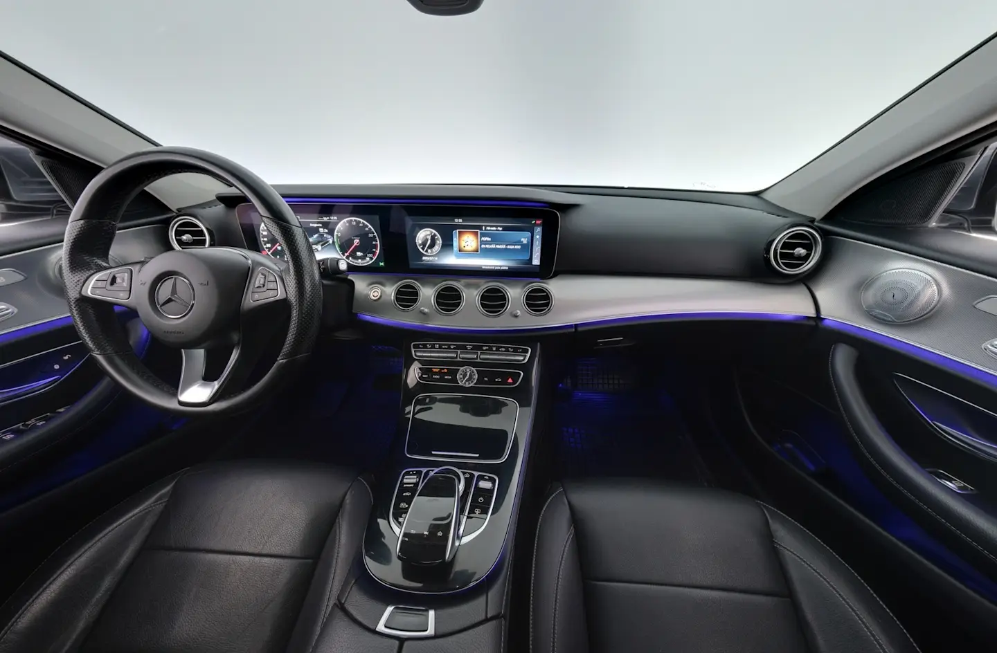 Car Image - 3At1xLI17HEMU9o2kACbUG