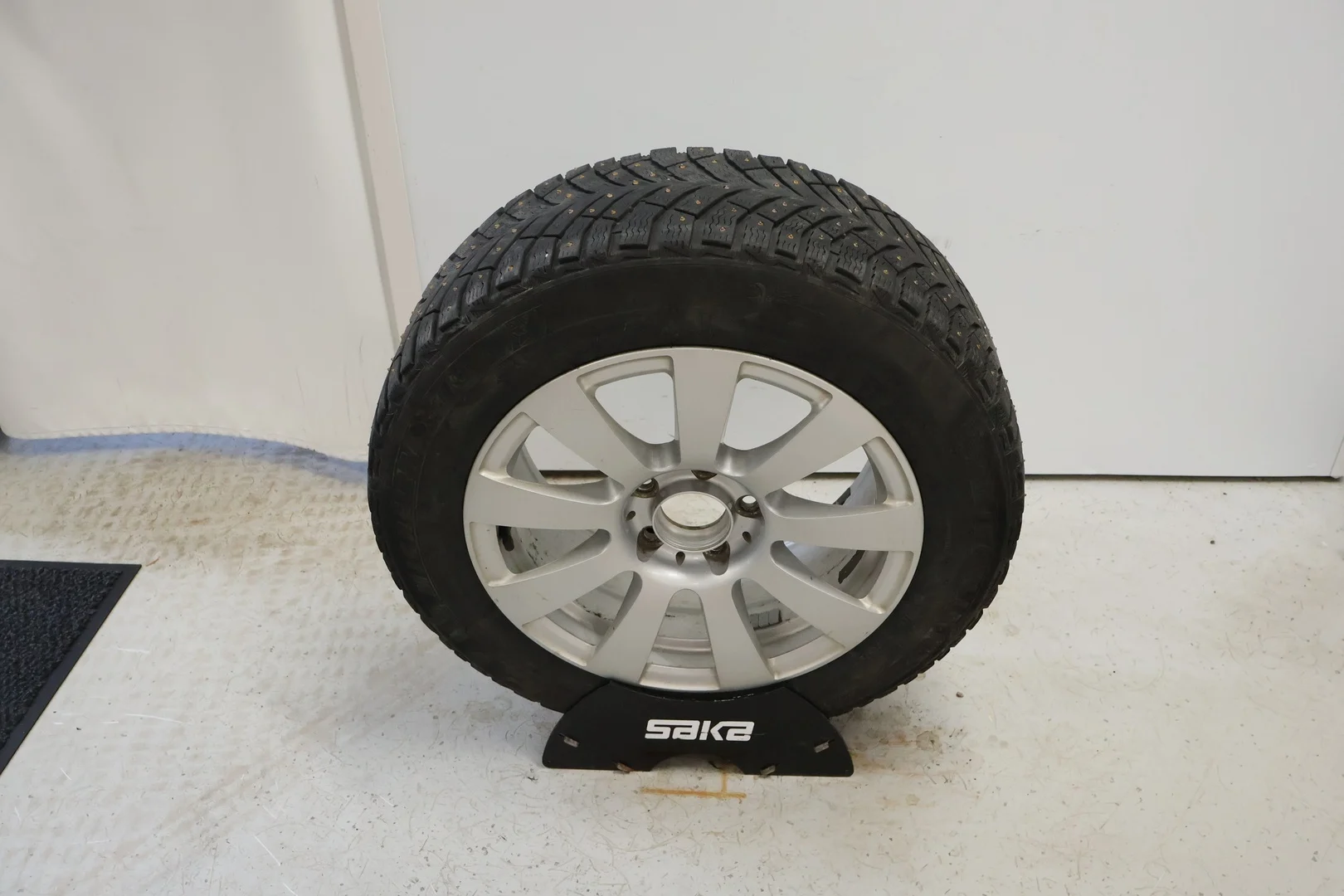 Car Image - 70Mo0Dd4ThVKJlNRkbYym4