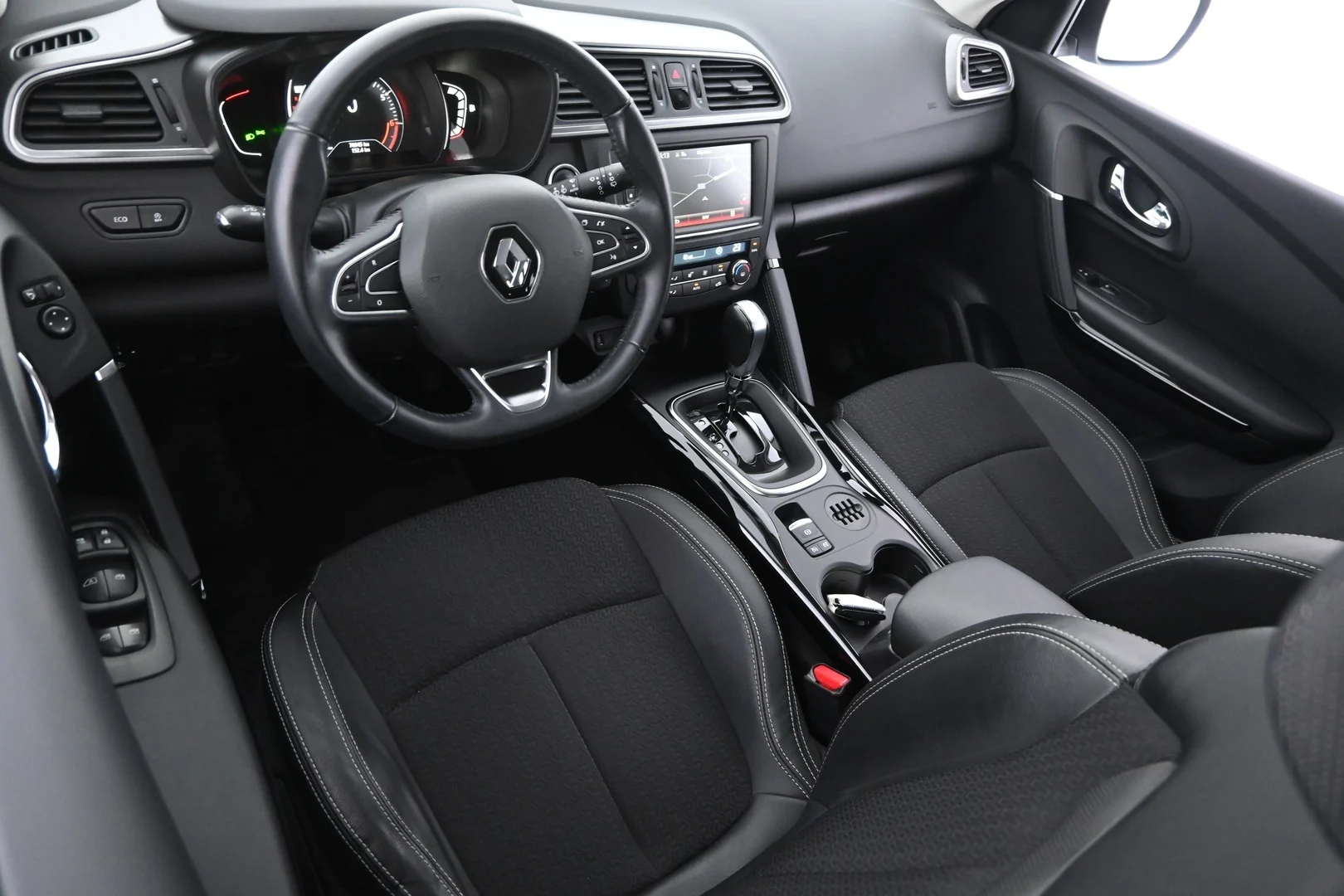Car Image - 3QyAUo43Vi3QF8OjKlel1p