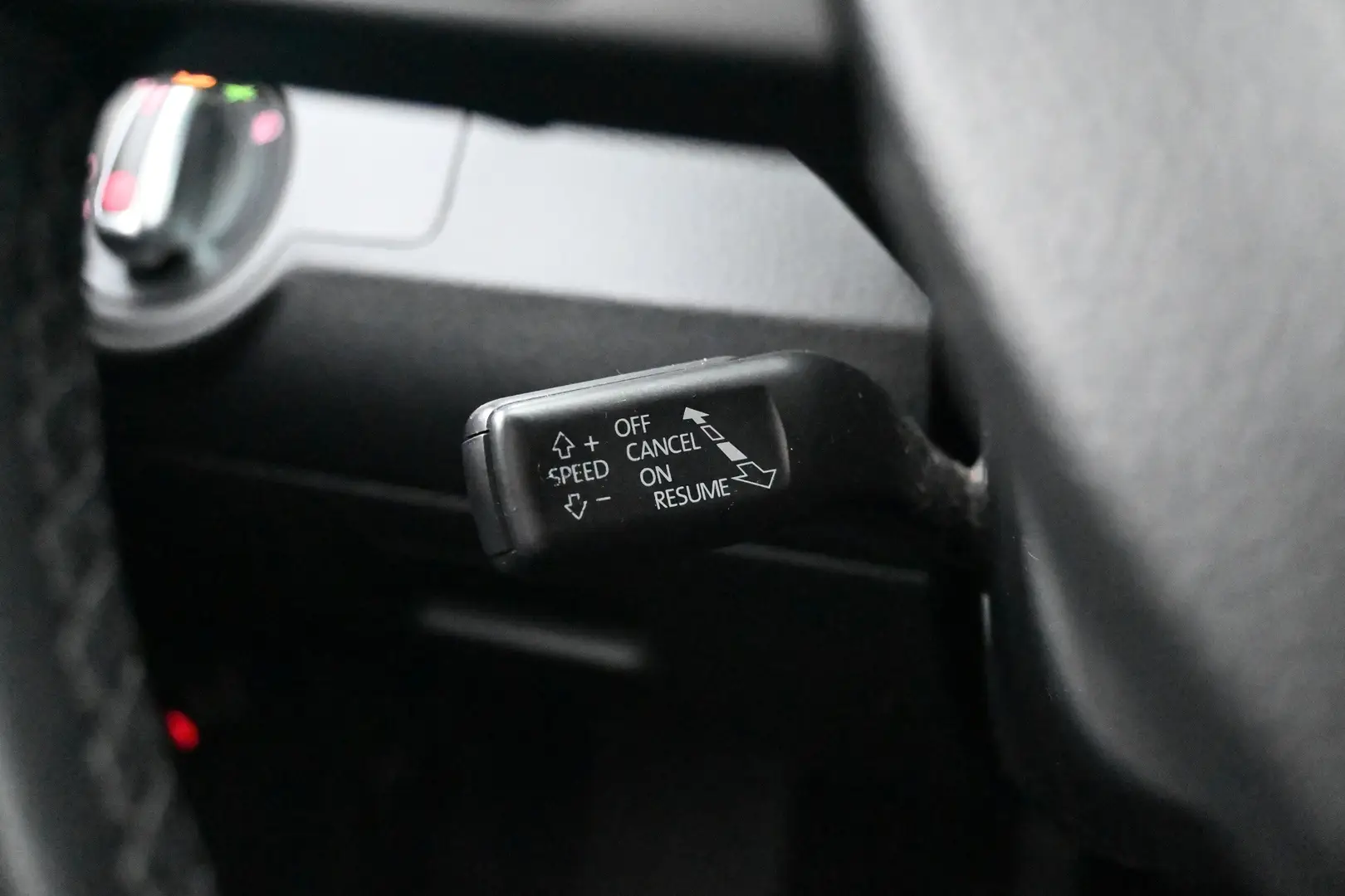 Car Image - LoJfefcC4VVdUdz2zeE6V