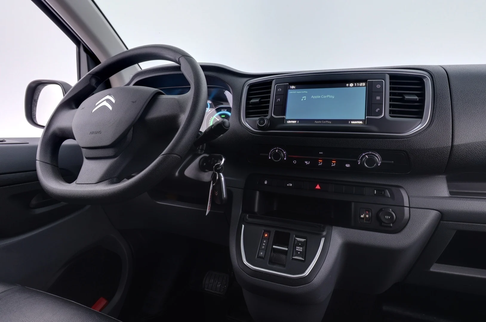 Car Image - XPDmlEzmLAROkvusokYE7