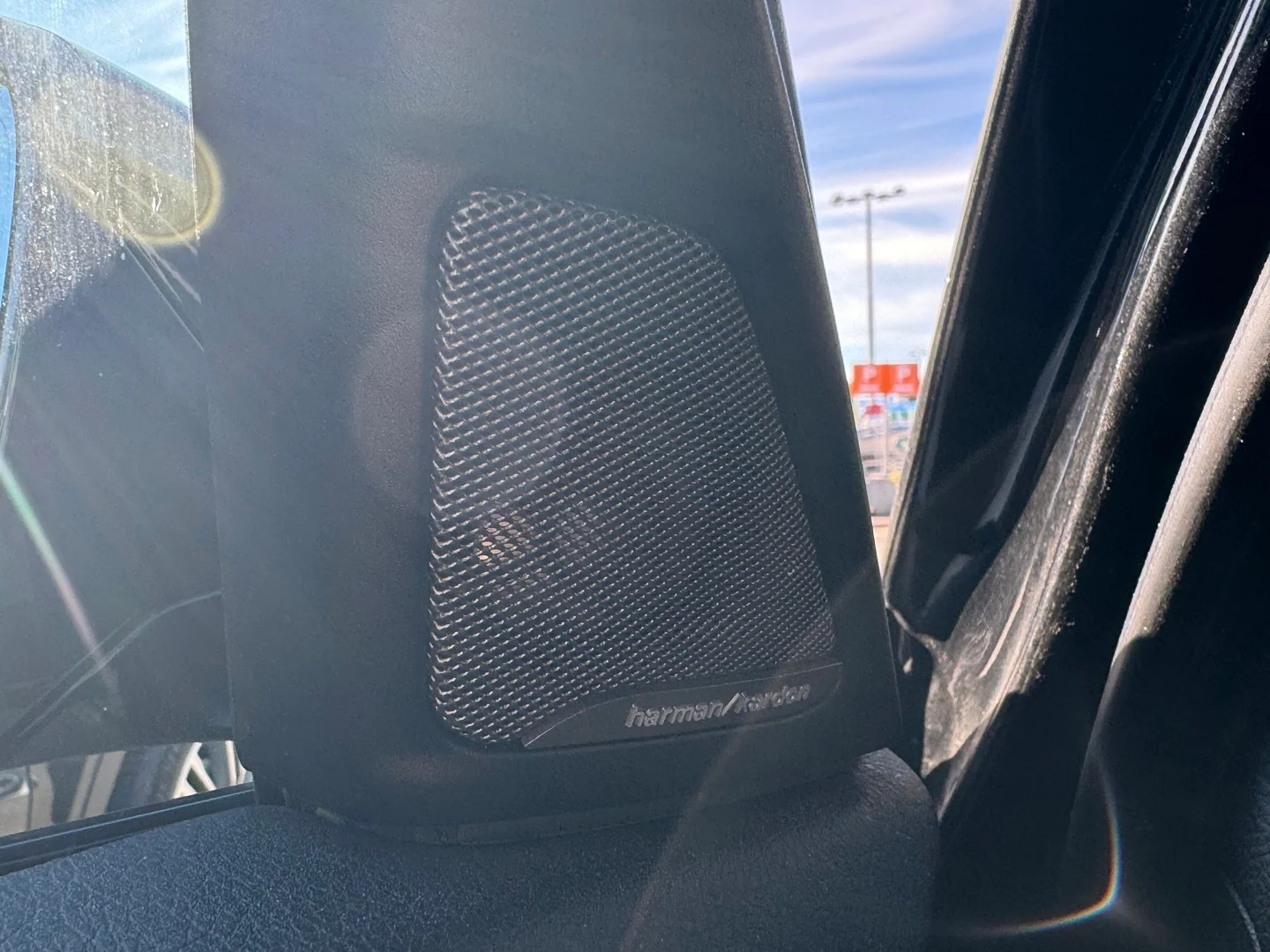 Car Image - 4WBwAumZEJufIifb1tjATQ